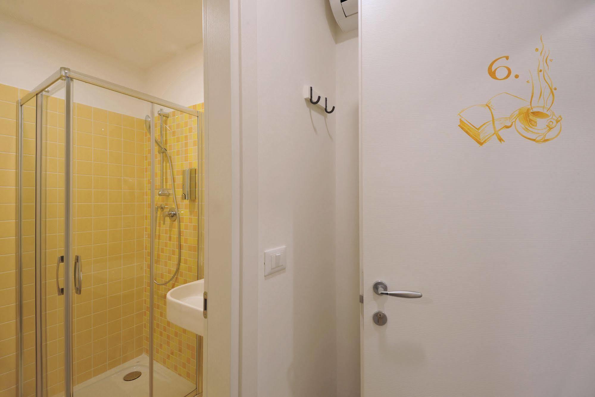 Residenza Corso Saba Hotel Trieste Eksteriør billede