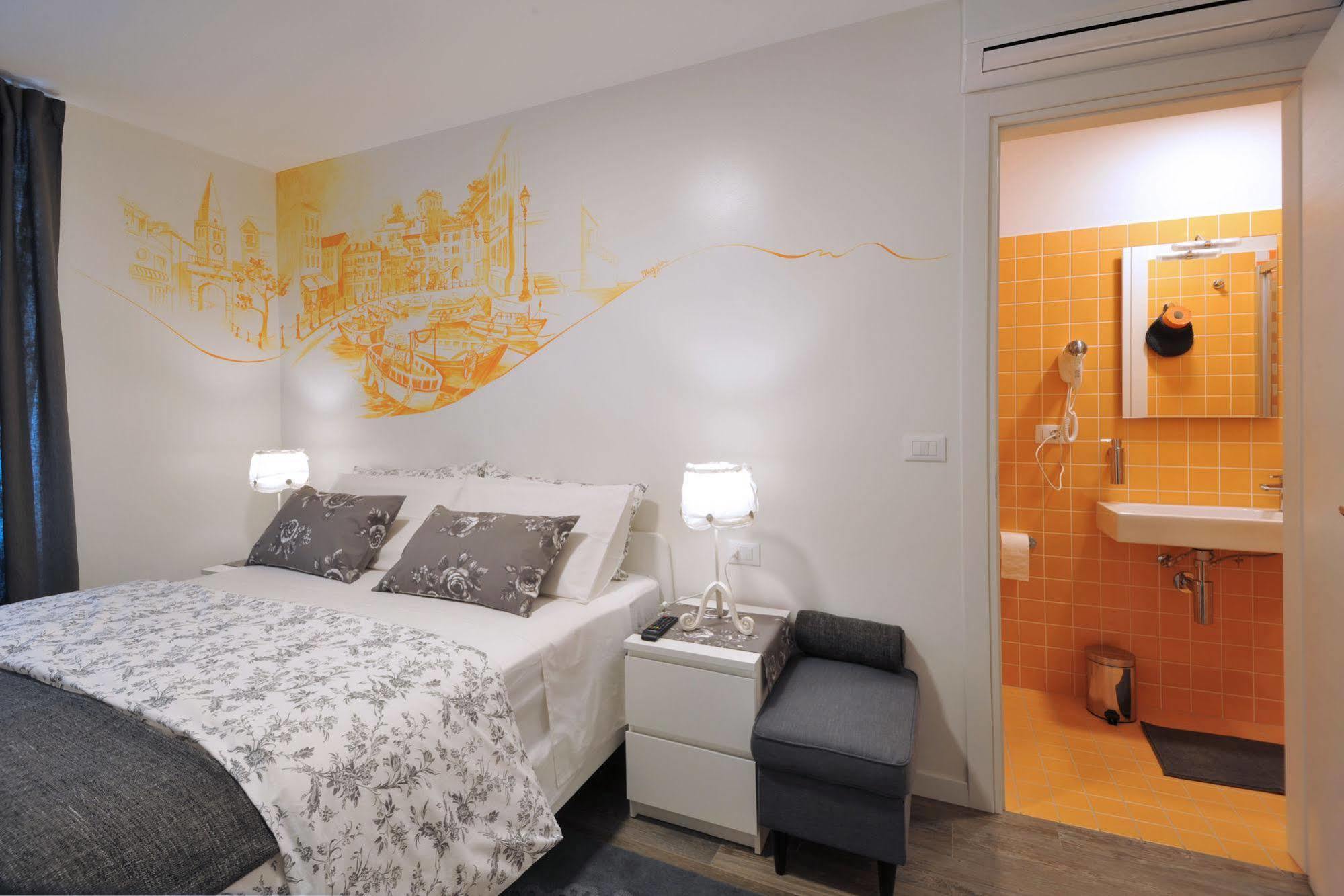 Residenza Corso Saba Hotel Trieste Eksteriør billede